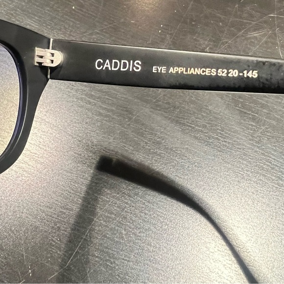 Caddis Eye Appliances Miklos Medium progressives readers 1.50 - Picture 4 of 5